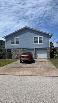 5706 Avenue T in Galveston, TX - Building Photo