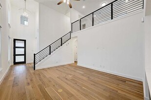 118 Dycus Bnd in Liberty Hill, TX - Building Photo