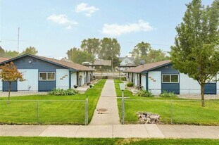 1712 E Cataldo Ave, Unit 1716 in Spokane, WA - Building Photo