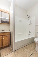 1724 E 14th St in Des Moines, IA - Building Photo - Building Photo