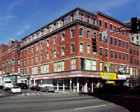 426 Main St in Worcester, MA - Foto de edificio - Building Photo