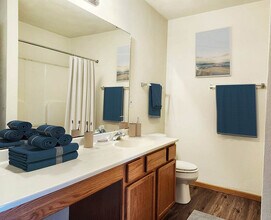 Pembrook Place in Rockford, IL - Building Photo - Building Photo