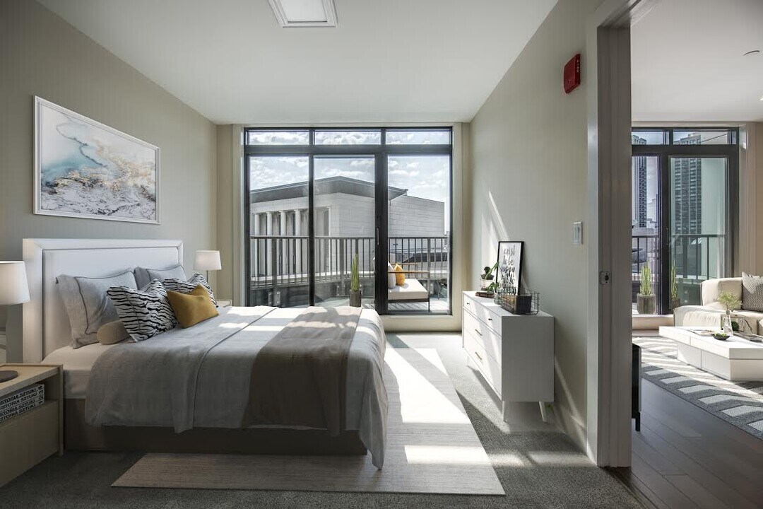 121 Portland St, Unit 904 in Boston, MA - Building Photo