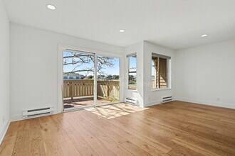 198 Lakeshore Ct in Richmond, CA - Building Photo - Building Photo