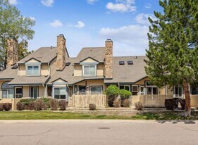 8746 Allison Dr in Arvada, CO - Building Photo