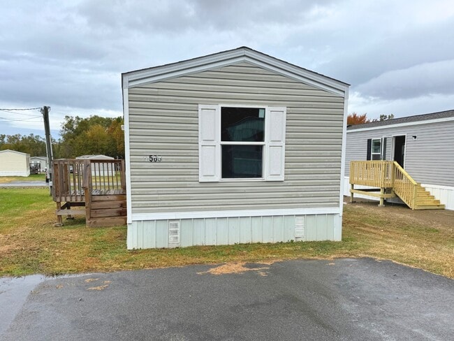 property at 565 Travis Wy