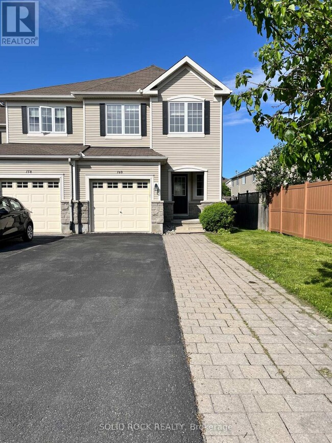 property at 160 Patriot Pl