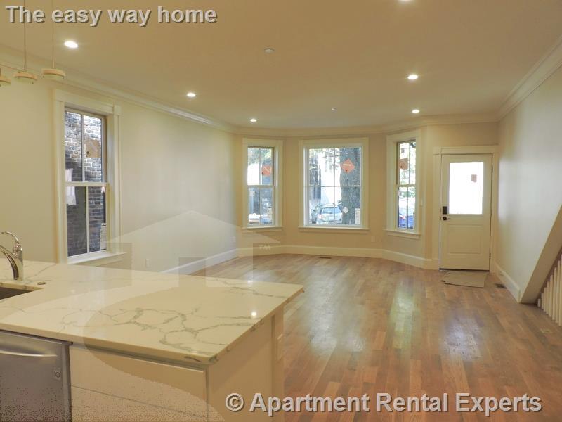 470 Green St, Unit 4 in Cambridge, MA - Building Photo