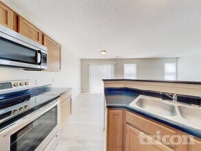 943 Farmington Trail in Brownsburg, IN - Foto de edificio - Building Photo