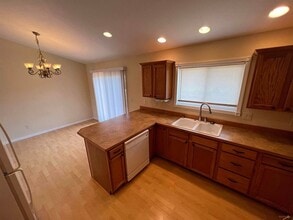 6905 Mulberry Dr in Summerset, SD - Building Photo - Building Photo
