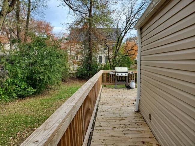 1751 Anderson Road in Falls Church, VA - Building Photo - Building Photo