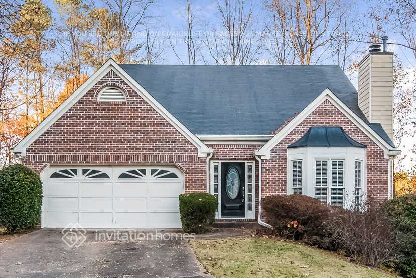 1956 McAdoo Ct in Marietta, GA - Building Photo