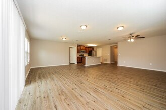 2126 Tyson Lake Dr in Jacksonville, FL - Building Photo - Building Photo