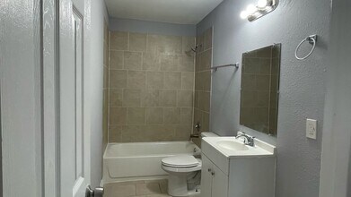 3821 Wipprecht St in Houston, TX - Building Photo - Building Photo