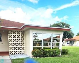 335 NW 50th Ave in Delray Beach, FL - Building Photo - Building Photo