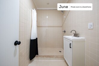Room in Shared 4 bed/2 bath home in Brooklyn, NY - Foto de edificio - Building Photo