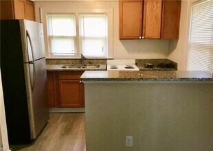 1517 Kerrey Ave in Norfolk, VA - Building Photo - Building Photo