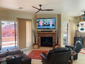 3835 Portofino Wy in Sedona, AZ - Building Photo - Building Photo