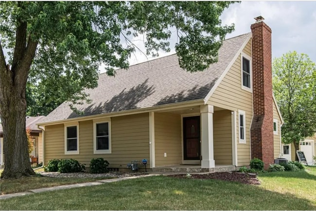 property at 947 8th Ave NE