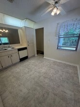5087 SW 196th Ave in Dunnellon, FL - Building Photo - Building Photo