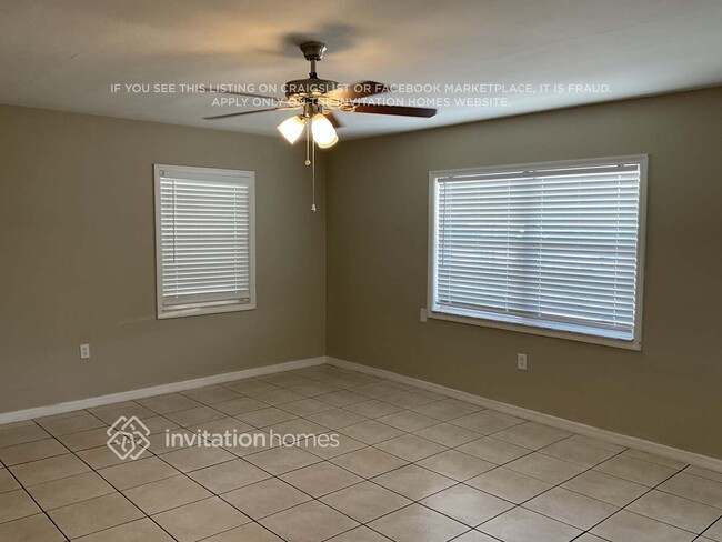 4504 21st Ave W in Bradenton, FL - Building Photo - Building Photo