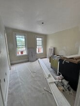 10 Hunting St, Unit 3 in Cambridge, MA - Foto de edificio - Building Photo