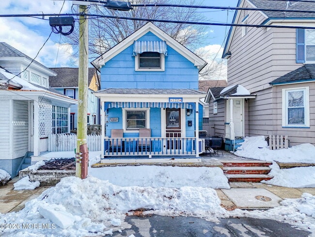 127 Lawrence Ave in Ocean Grove, NJ - Building Photo - Building Photo
