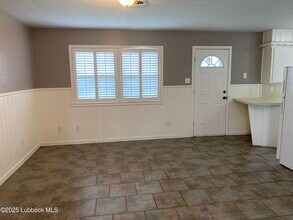 3107 Aberdeen Ave in Lubbock, TX - Building Photo - Building Photo