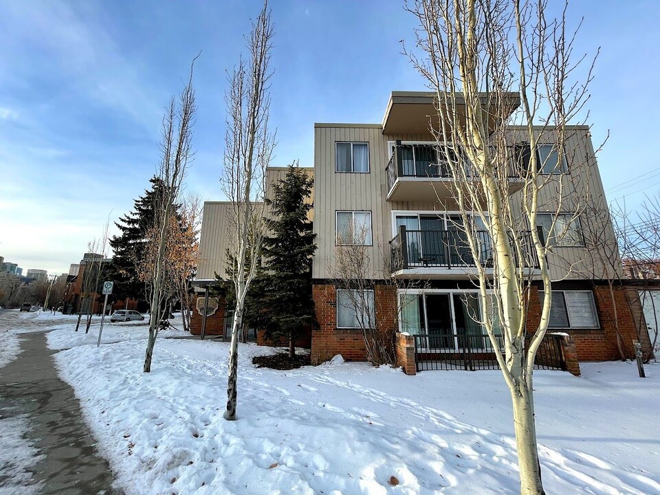 604-601 1 Ave NW in Calgary, AB - Building Photo