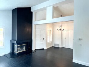 116 Night Heron Ln in Aliso Viejo, CA - Building Photo - Building Photo