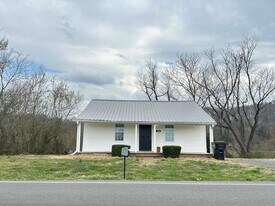 1040 Walker Valley Rd NW in Cleveland, TN - Building Photo