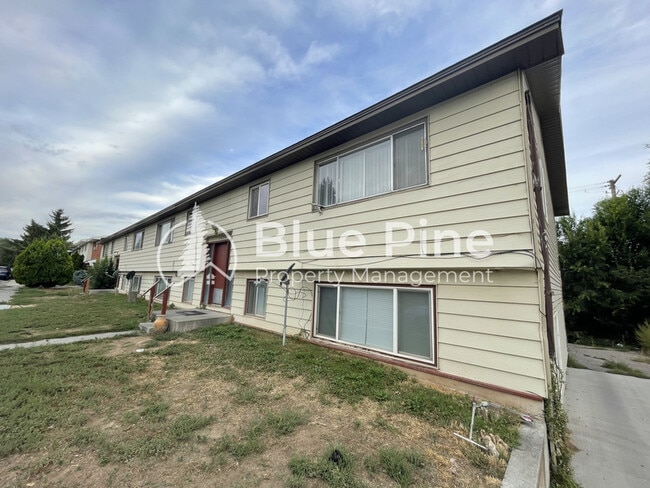 property at 1440 Alice Ave