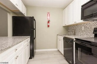 111 Mulberry St, Unit 4K in Newark, NJ - Building Photo - Building Photo