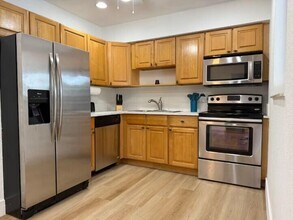 516 E Whitney Dr in Jupiter, FL - Building Photo - Building Photo