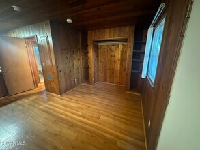 1739 Church St in Simi Valley, CA - Building Photo - Building Photo