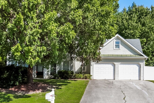 property at 2965 Lenora Springs Dr