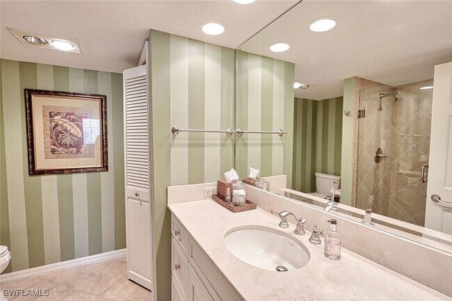 property at 3483 Gulf Shore Blvd N