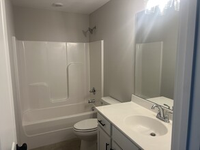 6481 Fortuna Ave in Bowling Green, KY - Building Photo - Building Photo