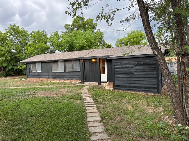 2404 W Elizabeth St in Fort Collins, CO - Building Photo - Building Photo