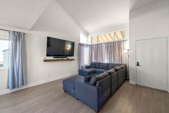 882 Coral Ridge Cir in Rodeo, CA - Building Photo - Building Photo