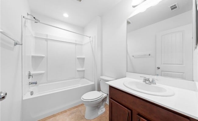 13668 Amberview Pl in Corona, CA - Building Photo - Building Photo