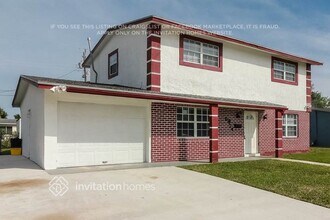 5674 Parke Ave in West Palm Beach, FL - Building Photo - Building Photo