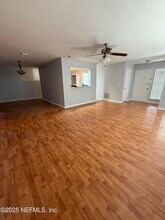 12615 Enchanted Hollow Dr in Jacksonville, FL - Building Photo - Building Photo