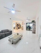 1697 SW Clover St in Port St. Lucie, FL - Building Photo - Building Photo