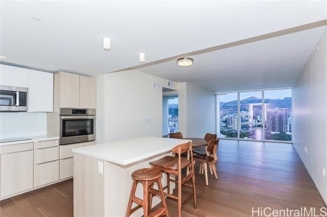 property at 888 Kapiolani Blvd