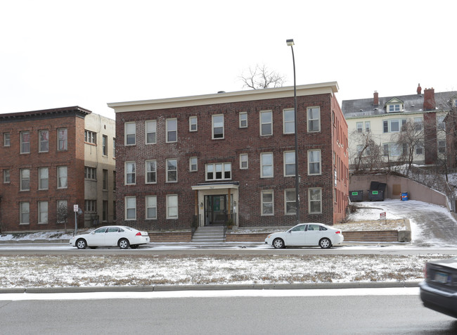 1907 Lyndale Ave S in Minneapolis, MN - Building Photo - Building Photo