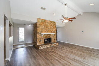 1496 Clover Ave in Orange Park, FL - Building Photo - Building Photo