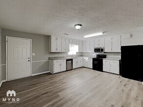 119 Vincent Ave in Stockbridge, GA - Building Photo - Building Photo