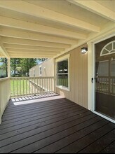 107 Earl Rd in Huntsville, TX - Building Photo - Building Photo