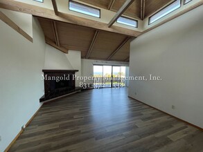 760 Pine St in Monterey, CA - Building Photo - Building Photo